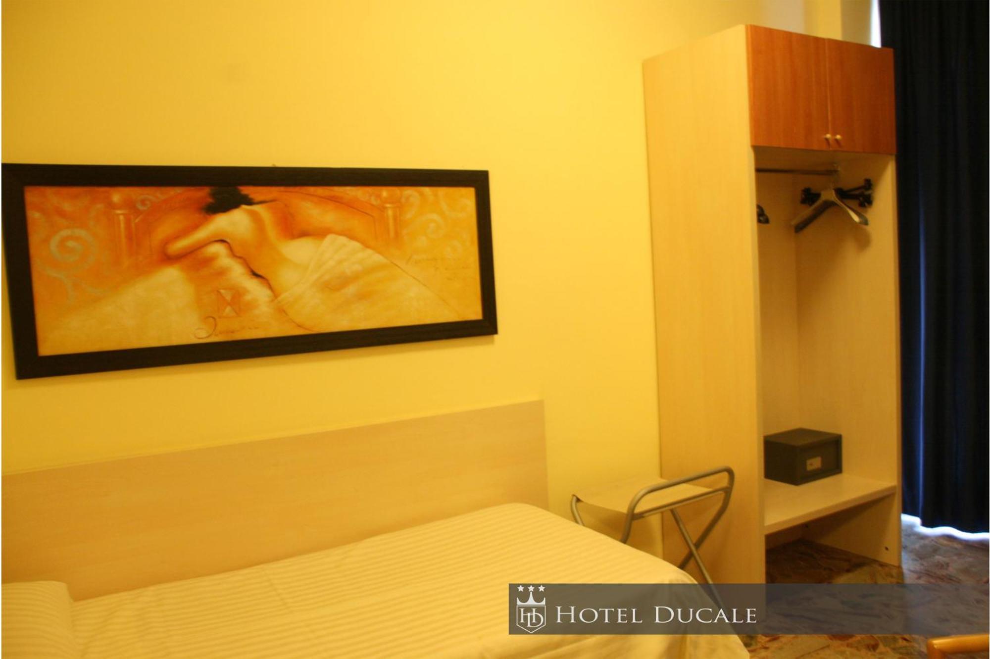 Hotel Ducale Vigevano Eksteriør bilde