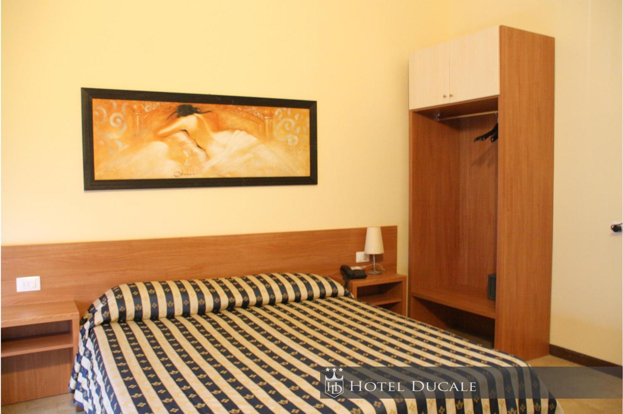 Hotel Ducale Vigevano Eksteriør bilde